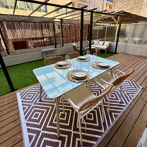 Cocon 2 Pieces Avec Grande Terrasse A Vauban Appartement